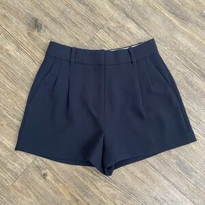 Aritzia The Effortless Short Black High Rise Pleated Shorts Size 2